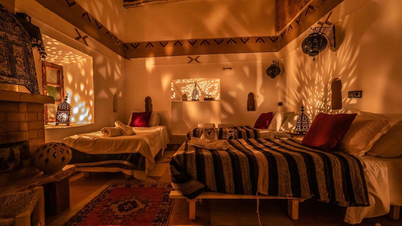 Dar Essalama Dades Akhendachou n'Ait Ouffi Exteriör bild