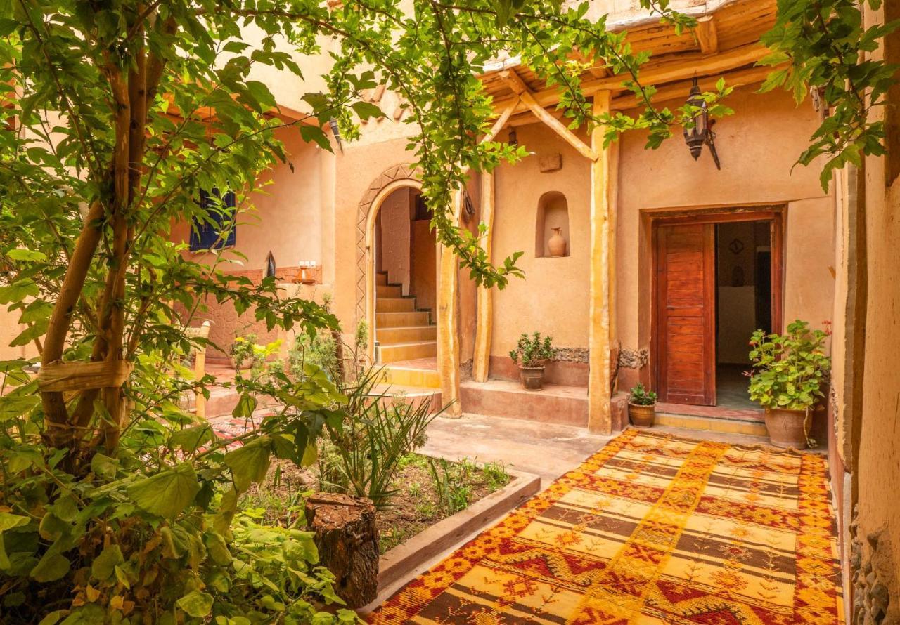 Dar Essalama Dades Akhendachou n'Ait Ouffi Exteriör bild
